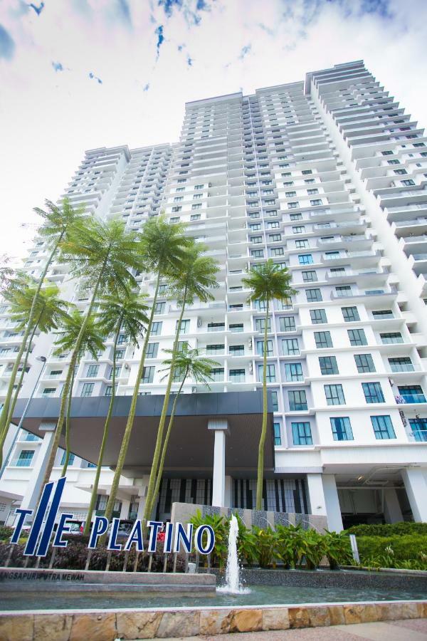 The Platino Residence By The One - Paradigm Mall Jb Johor Bahru Exterior photo